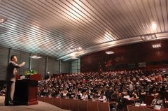 �Ҿ��Ʒ�c��Ʒ���a(ch��n)�I(y��)���l(f��)չ�߷�Փ���e�k