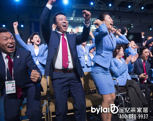 7��31���������궬�W����F�ɆT�cף��