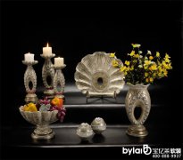 ̽����ˇ����(j��)���|�R���w�Ҿ������^����Gɫ�҈@