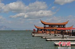 ���|�R���wܛ�b�������٬F(xi��n)��ǧ��ǰ���Ŷɿڡ� �������f(w��n)��(�D)