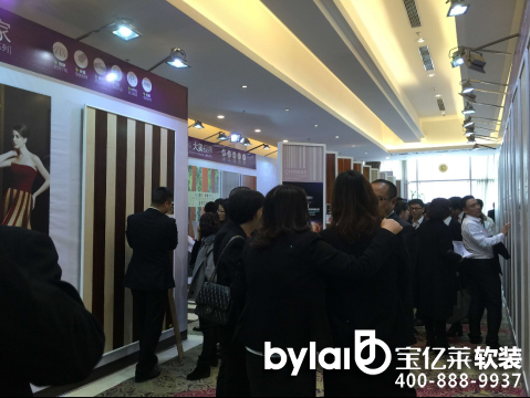 ����Ȼ���B(t��i)�ذ�ˇ��ϵ�У�Ʒλˇ�g(sh��)�҂�(g��)���S��ƴ