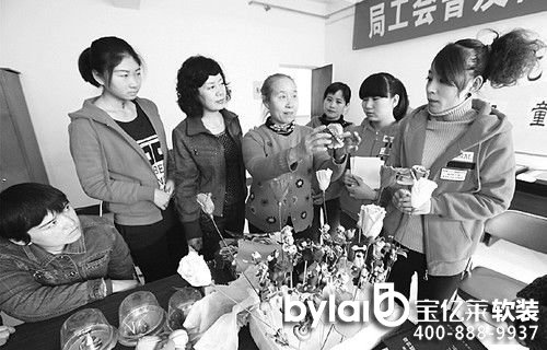 10��21����̫ԭ����܊�I�ֵ���������^(q��)��(n��i)��̫ԭ���gˇ�g(sh��)���wˮɏ���ڽ���^(q��)����ˇ���\�ļ�������(d��ng)�����wˮɏ�����Լ������g��ˇ��Ʒ���Mԓ��^(q��)���x��(w��)�o��(d��o)��^(q��)����W(xu��)��(x��)���g��ˇ��<a