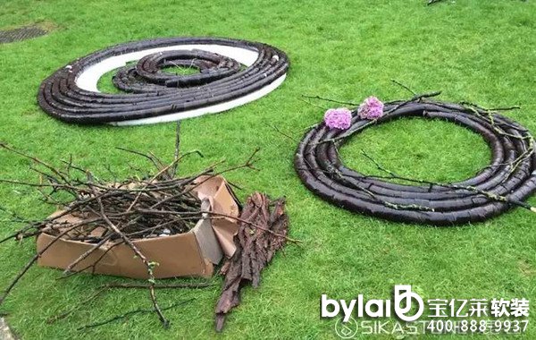 ���ղ��N��2015���䡰���ͻ�ˇ�b�á�����ȫ�̽�¶