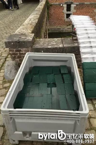 ���ղ��N��2015���䡰���ͻ�ˇ�b�á�����ȫ�̽�¶