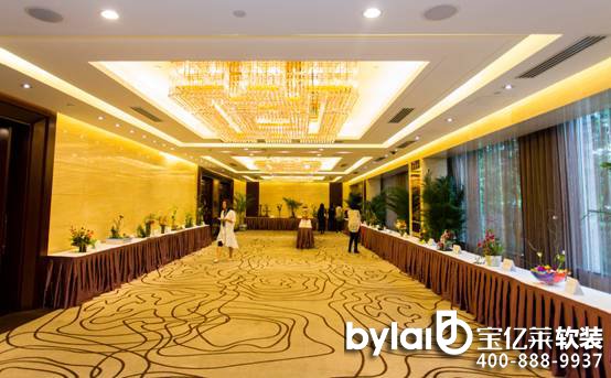 2015�������л�ˇ��Ʒչ���౱��