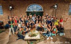 ���|�Rܛ�b����̳ǣ����H��ˇ�O(sh��)Ӌ��(j��ng)����Ʒ������������Jan Aartsen