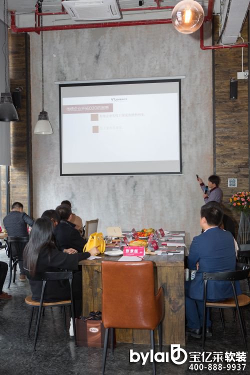 ���|�RΨ֮�پ�䓙���-������������������