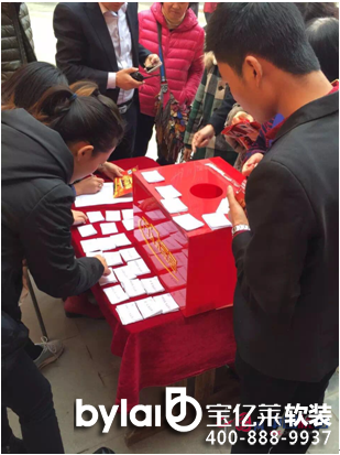 �Ҿ߂��y(t��ng)��(j��ng)�N�̵ĳ�·�����ӼҸ��{(di��o)���ɞ�CCTV��ҕ�W(w��ng)�V�������鲢���ӌ��u�Ј�