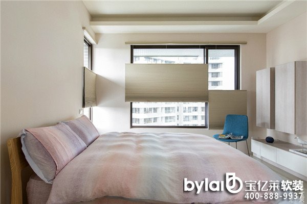 ���ݷ����c��Ů����18�fܛ�b���W�L���