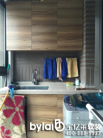 ���ݷ����c��Ů����18�fܛ�b���W�L���