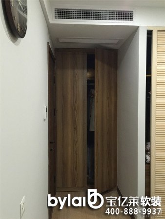 ���ݷ����c��Ů����18�fܛ�b���W�L���