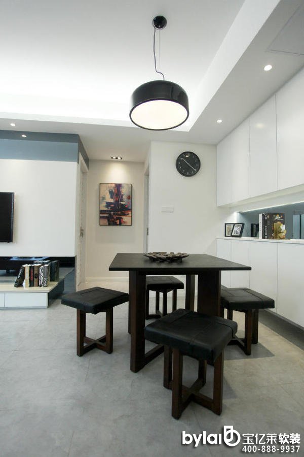 ���ó���һ��Ĺ��Y6�f���º����b���Լ��ķ���