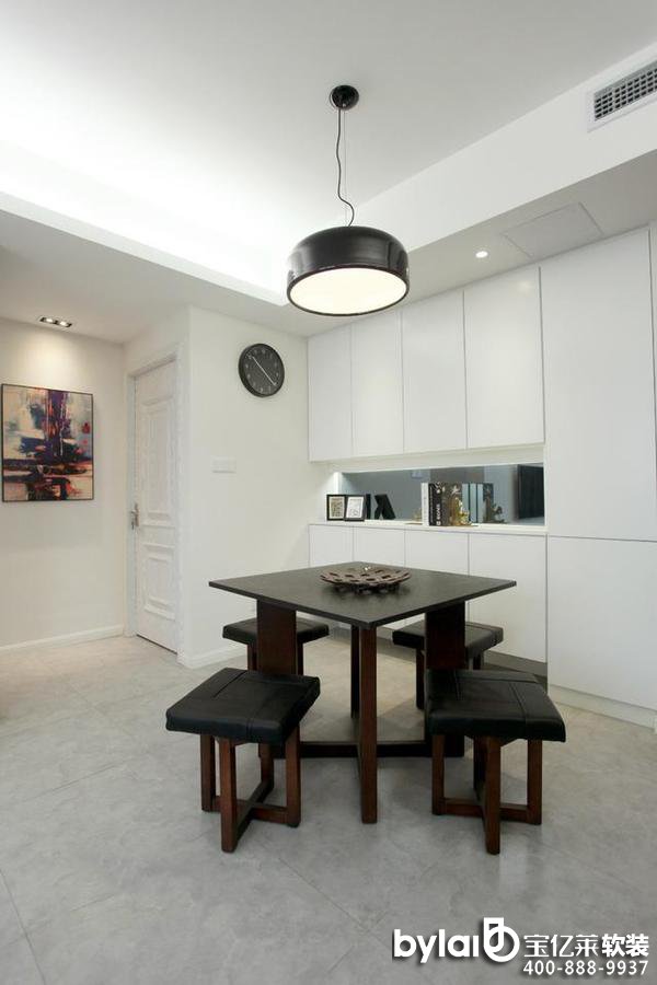 ���ó���һ��Ĺ��Y6�f��<a >���|�R�Ҿ��Ʒ����</a><<a  img_width=