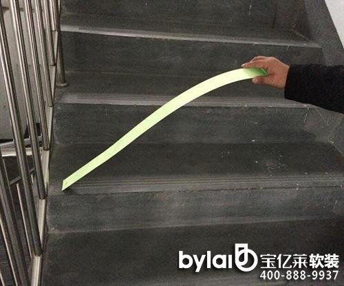 �b�޺�ͬ��̫�����˴�(x��)��(ji��)�@�Ӻ�����һ��(g��)��̝�X(qi��n)��