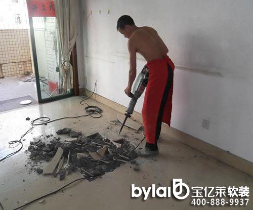 �b�޺�ͬ��̫�����˴�(x��)��(ji��)�@�Ӻ�����һ��(g��)��̝�X(qi��n)��