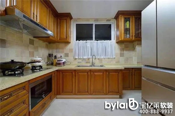 �@���ǺϷ��b�ތ����������İ���