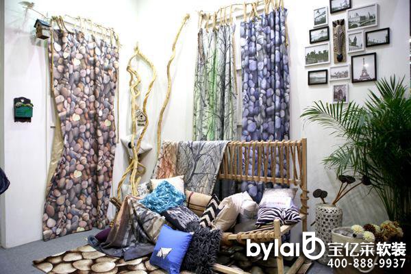 ����Ⱥ�ە���2015���ڇ��H�Ҿ�ܛ�b���[��