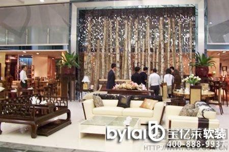 ������Ѯ����һǰ��Ҿ�ܛ�b��ӭ���N��С�߷�