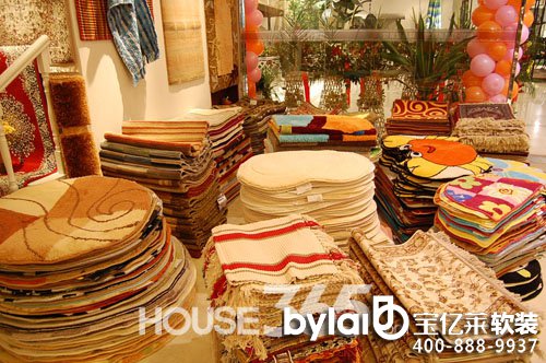 �ŵؼt�����P����Ʒܛ�b�^֮���\��̺