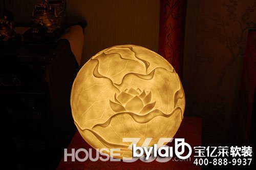 �ŵؼt�����P����Ʒܛ�b�^֮���ķ������ļҾ�