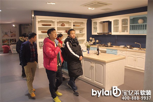 ���|�R�㽭ʡ�Ͱ�����b��I(l��ng)��(d��o)һ�Ё�(l��i)�K���^�tΛρ��(chu��ng)��@