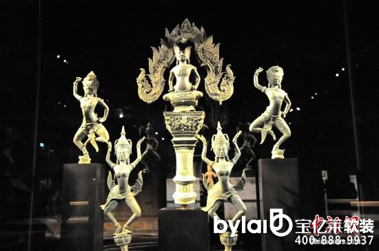 4��27�գ��������_��ɵĸ����ز����^�_ʼӭ����һ�����^�����@�������^չ����˽�˲�Ʒ�����Ї��h�����峯�Ļ��ҼҾ����Ŷ��������|�ρ�7��13���o(j��)�ĸ���ʯ�񣻮�(d��ng)���Ї�ˇ�g(sh��)������־����Ʒ����