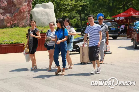 ������Уӭ���_�������|�R(li��n)�W(w��ng)���� ��У��(sh��)�F(xi��n)�������ס��