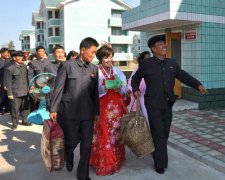 ���|�R���r���~���������ס�O��(�D)��ȫ�ģ�