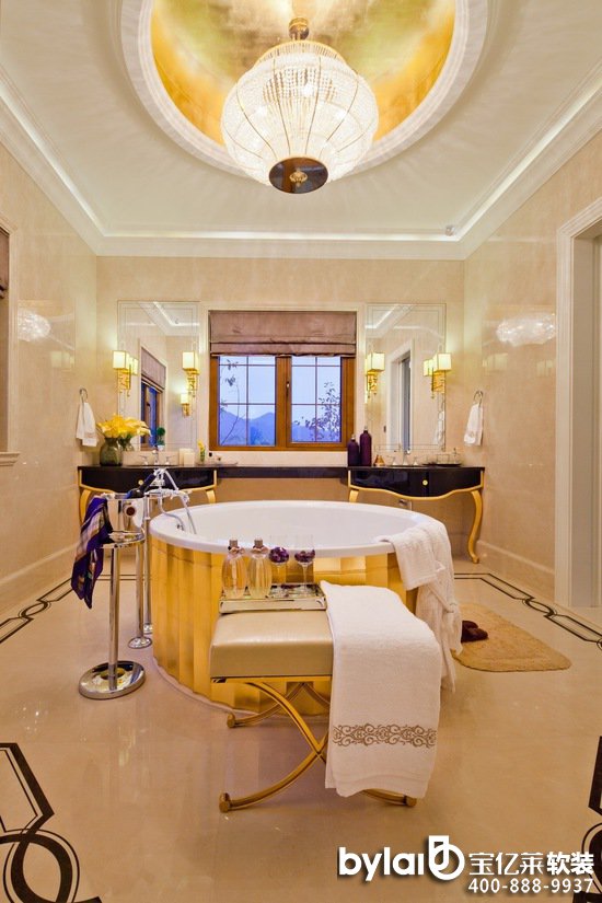 ���|�R�e��ܛ�b������Ϫ�e��B1���ͣ���(y��u)�Ÿ��{(di��o)����Ů���¾�