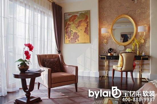 ���|�R�e��ܛ�b������Ϫ�e��B1���ͣ���(y��u)�Ÿ��{(di��o)����Ů���¾�