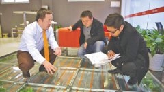 ���|�R������ů�N�ۻ�ᱳ������C(j��) ��ů���b���ЌW(xu��)��