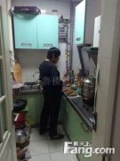 
�����Ҿ�ܛ�b�^���bһ�ұ������@�^�ɾ��b�鷿�S��ǌ�ǰ�o�ړ����ۣ����Ϛv��