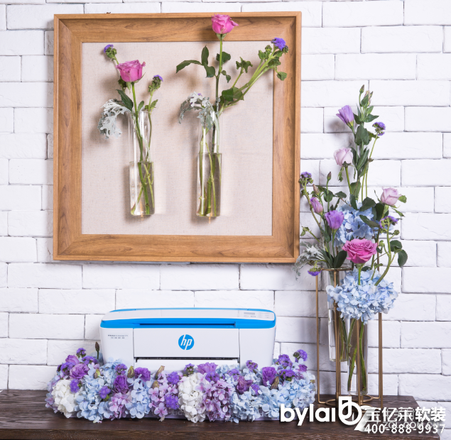 ����СQ���ӳ�ɫ ���D(zhu��n)��һ�ӵĻ�ˇ�n��