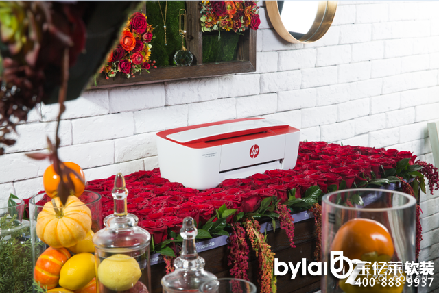 ����СQ���ӳ�ɫ ���D(zhu��n)��һ�ӵĻ�ˇ�n��