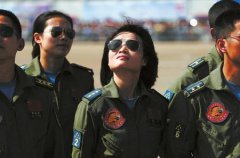 
ܛ�b�����^_�V�|��ʮŮ�w�ІT����ĸ�s����� ��(zh��)��˯��Ů������һҹδ��