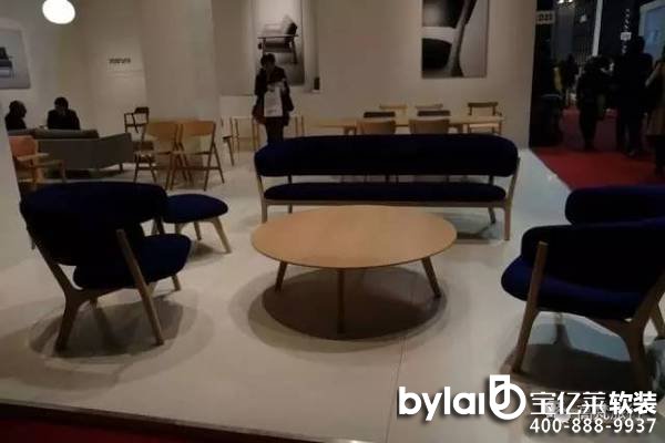 ���|�R�Ʒ��ô��_���йŽ������ �� վ�ڮ���r��ǰ�����|������ʢ������