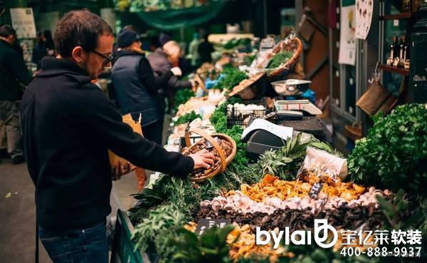 ���|�R�Ҿ������^_�����Ј�(ch��ng)�����ҳ����Ļ��sӰ�µ�ܛ�b�`��