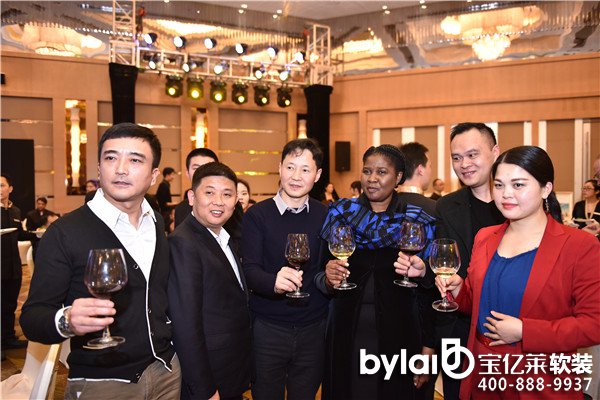 �ɶ�ܛ�b�^���ˣ��A�̘I(y��)���ľ��� ȫ��피�Ȧ�ӵķ��