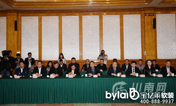 ܛ�b�^���ˣ���ɭ���Ҿ��ׂ���^(q��)���B�i����o��