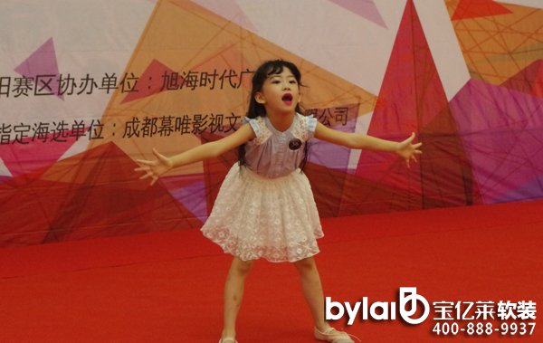 ܛ�b�^���ˣ�ĻΨӰҕ�y�ֺ���񺣕r(sh��)���V���_���������С���ꖺ��x