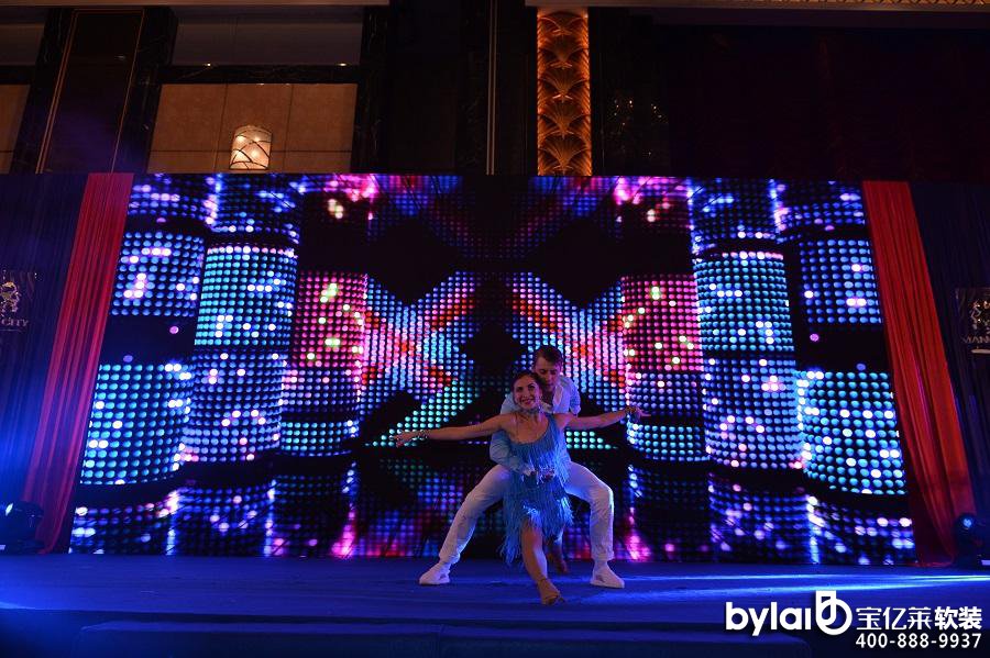  �V�ݱ������ǌ��|�R������������މα�������ǧ�˘I(y��)�����x��A�M��Ļ