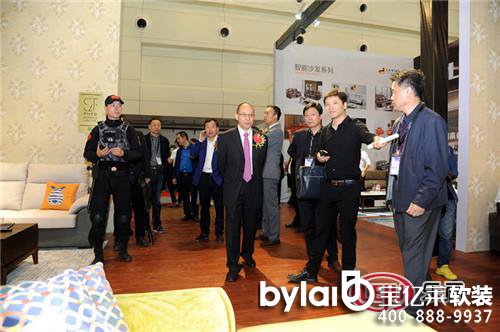 ���������ݶ��ƼҾӼ��T�I(y��)չ��4��14��ʢ���_Ļ