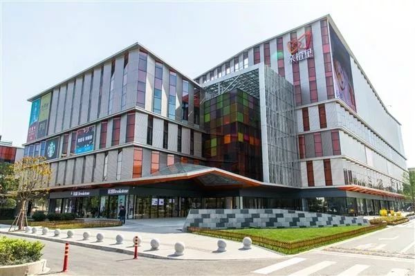 ���|�Rܛ�b�ײ��ײ����b�޹�˾�������]���¸����b�޵�����һ���L����