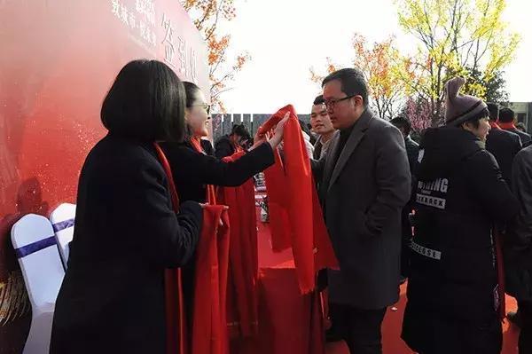 致城市·悅未來(lái)——中南恒信熙悅臨時(shí)售樓處盛大開放